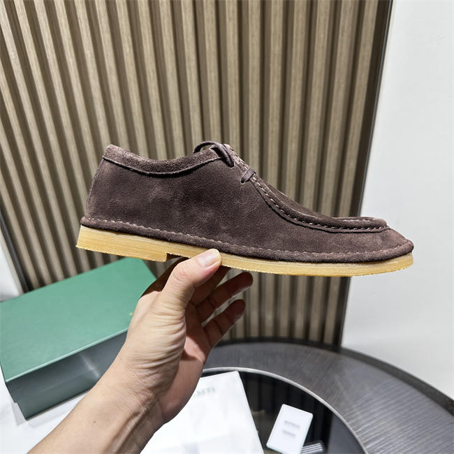 B0tt*ga Ven*ta Sneaker