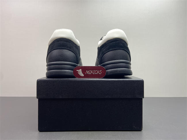 Chanal Sneakers