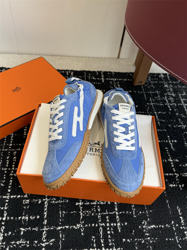 HER MES Sneaker