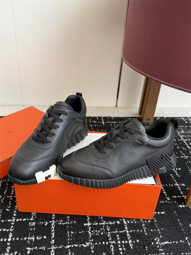 HER MES Sneaker