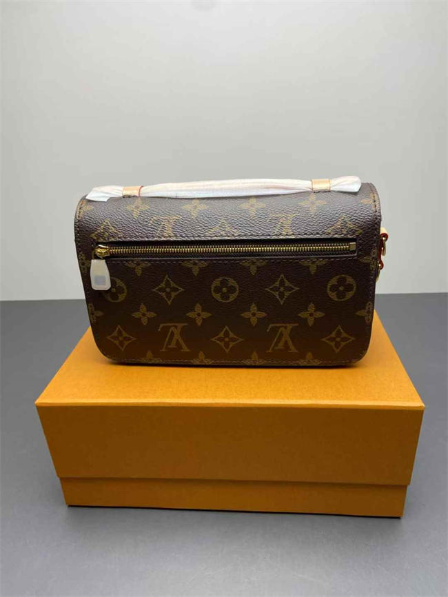 Pochette Métis East-West