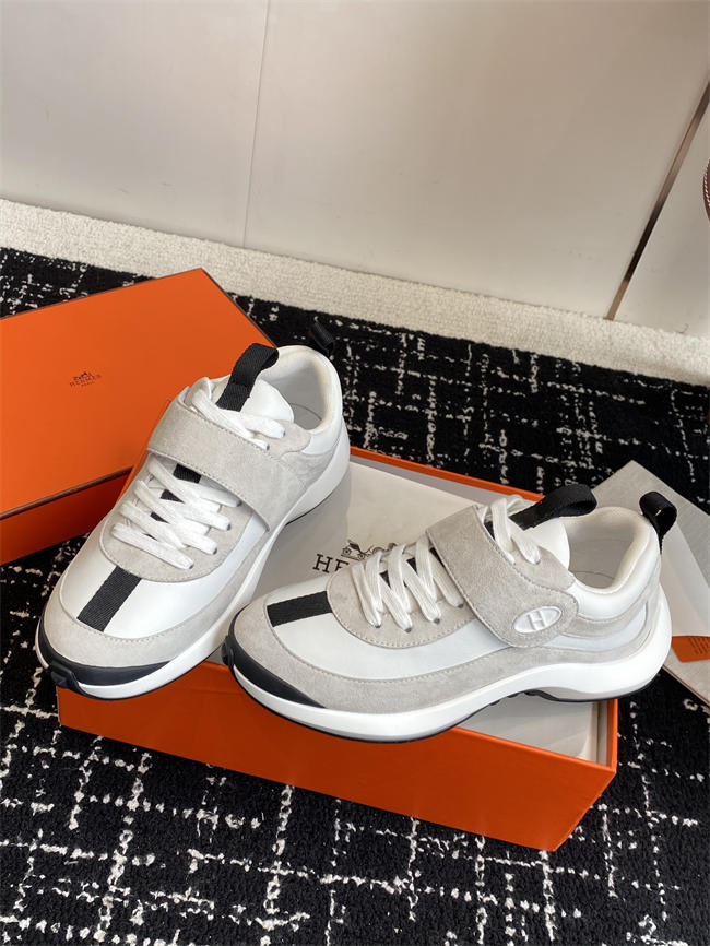 HER MES Sneaker