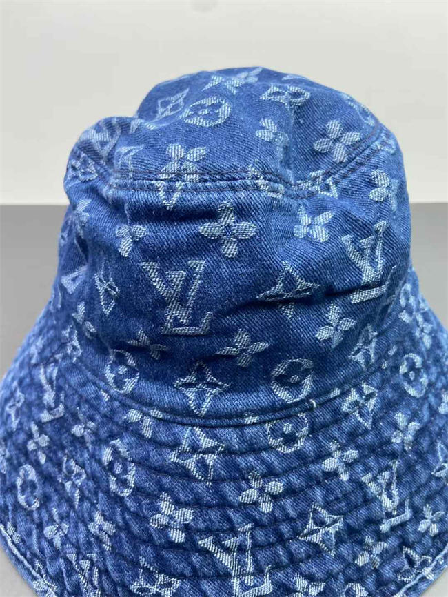 LV De*1m Bucket Hat