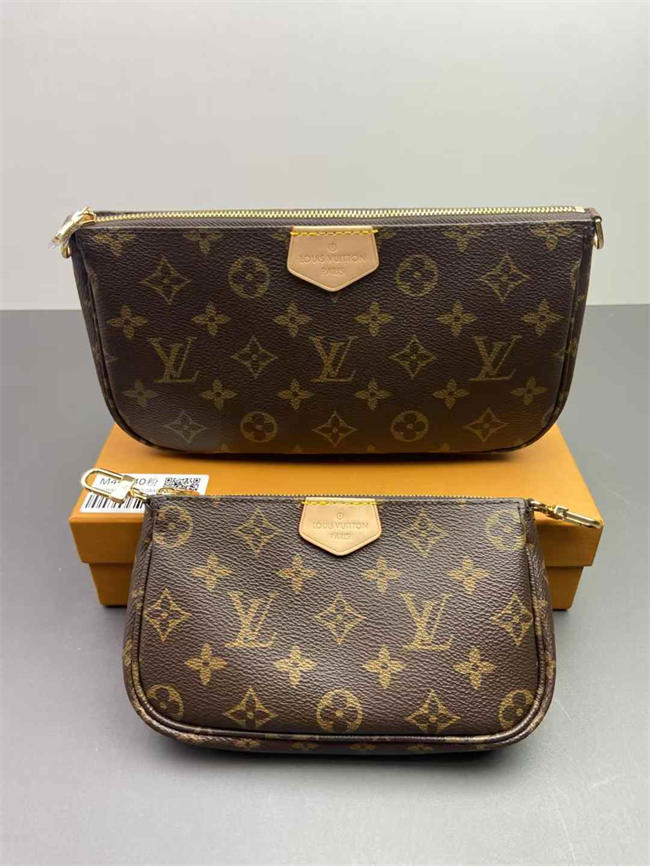 Monogram Multi Pochette Accessoires Rose