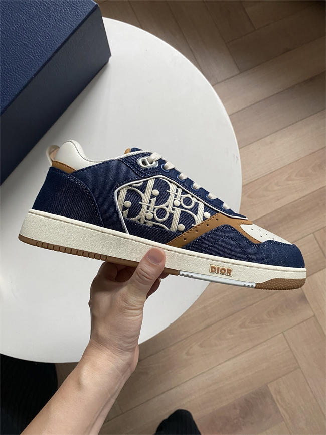 Dr B27 Sneaker