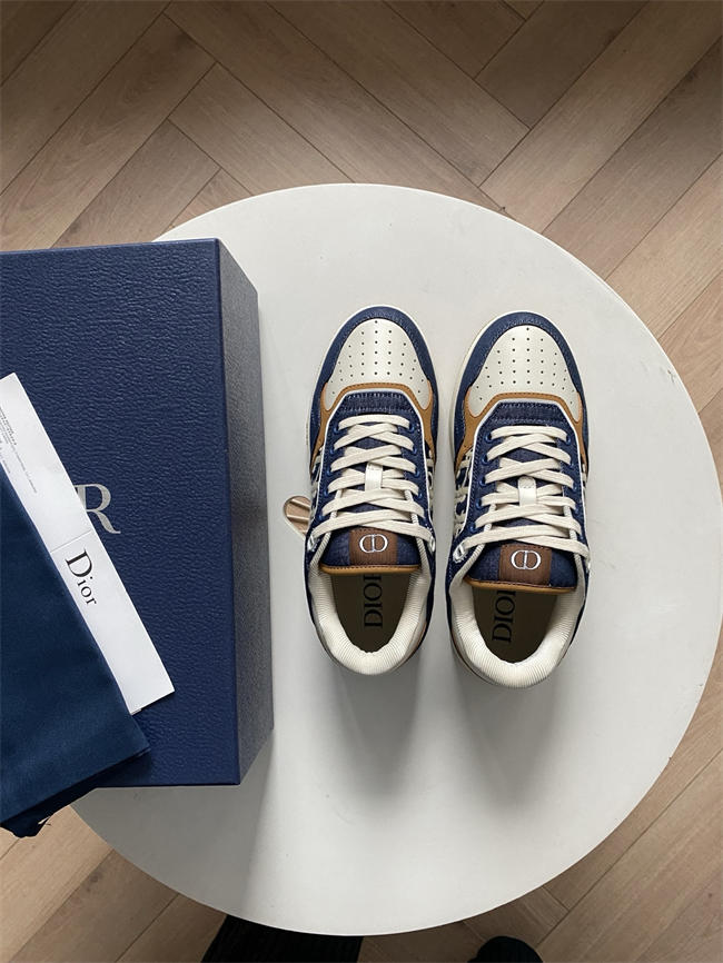 Dr B27 Sneaker