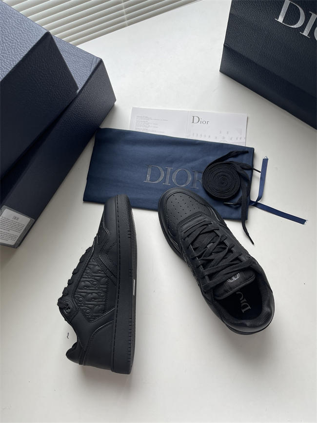 Dr B27 Sneaker