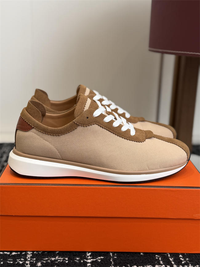 HER MES Sneaker